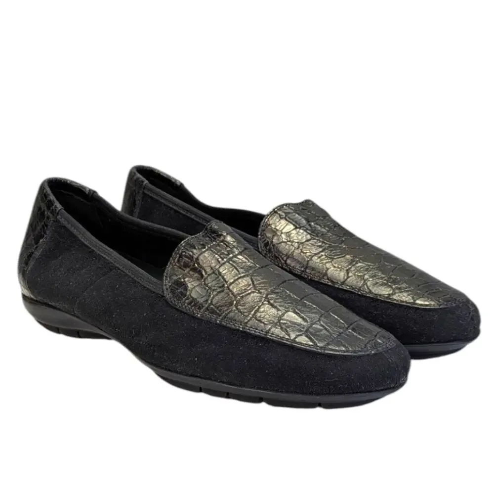 Donald J Pliner Sport Loafers Size 36 US 6    EUC   S3811